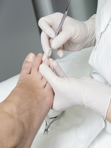 PEDICURE CLASSICO
